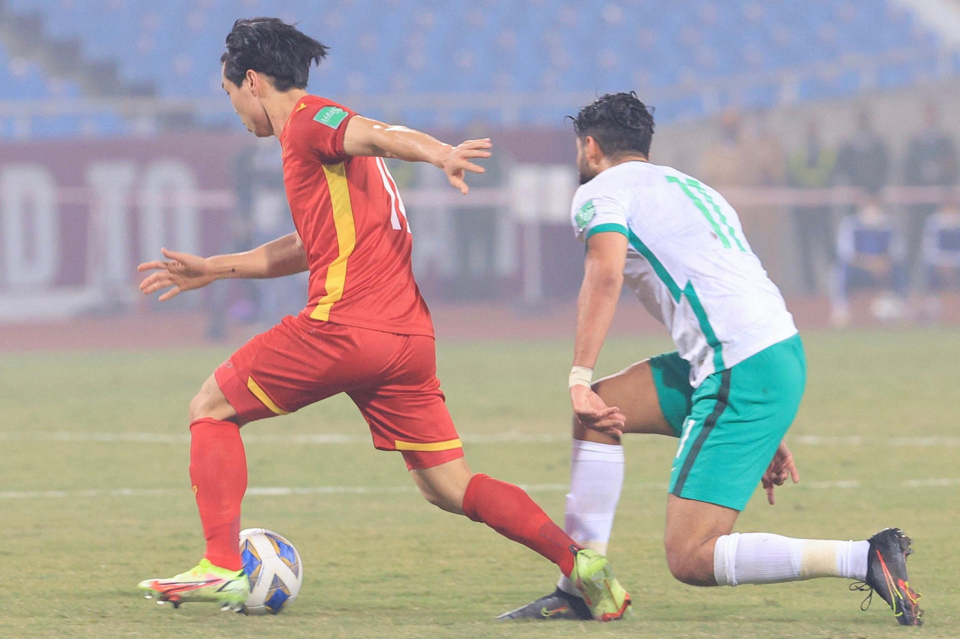 Trực tiếp Việt Nam vs Saudi Arabia 0-1: Chủ nhà thua với cách biệt tối thiểu ảnh 25 Trực tiếp Việt Nam vs Saudi Arabia 0-1: Chủ nhà thua với cách biệt tối thiểu ảnh 25