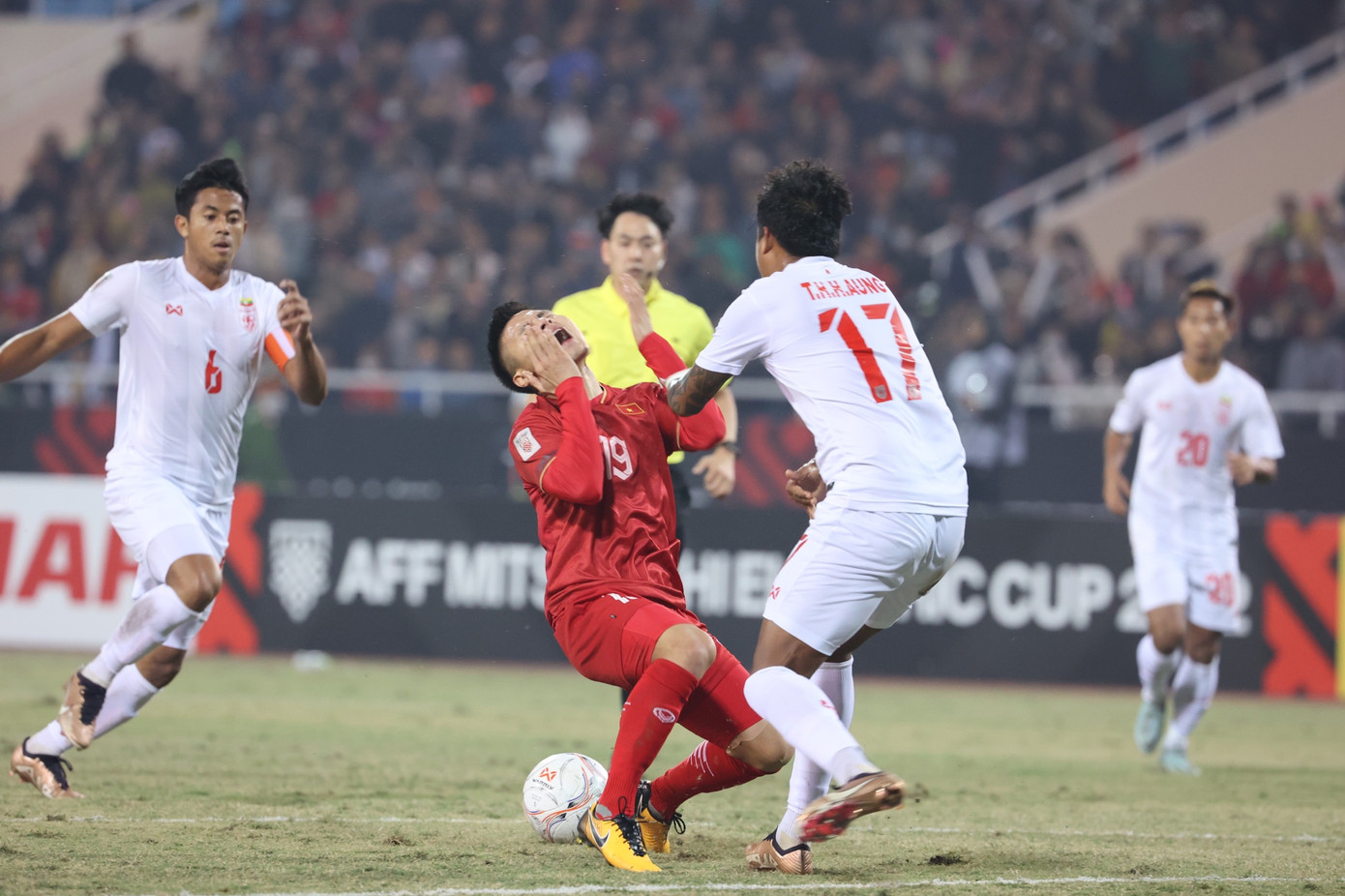 AFF Cup 2022 Hạ Myanmar 3-0, ĐT Việt Nam gặp Indonesia ở bán kết ảnh 28