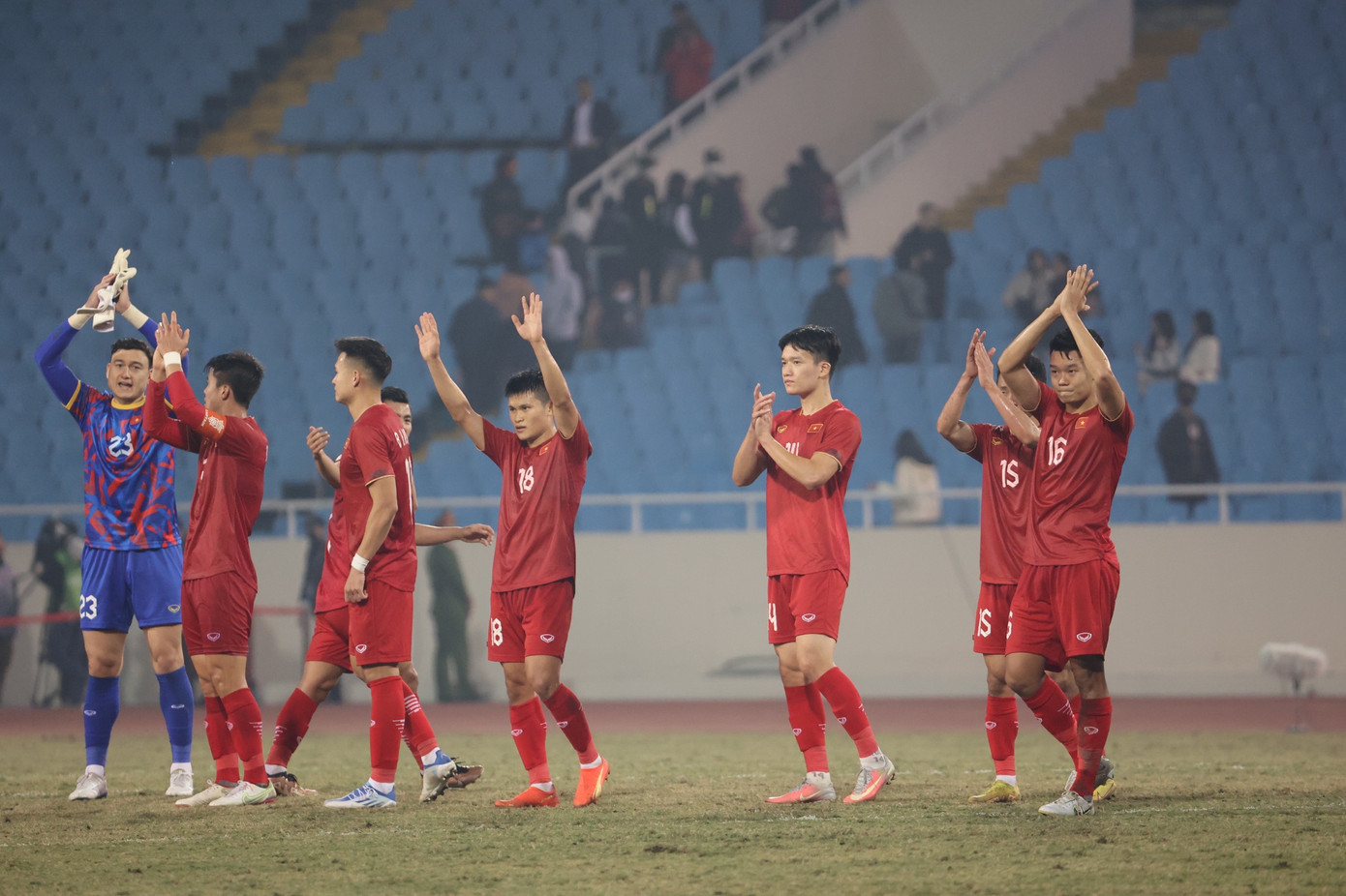 AFF Cup 2022 Hạ Myanmar 3-0, ĐT Việt Nam gặp Indonesia ở bán kết ảnh 55