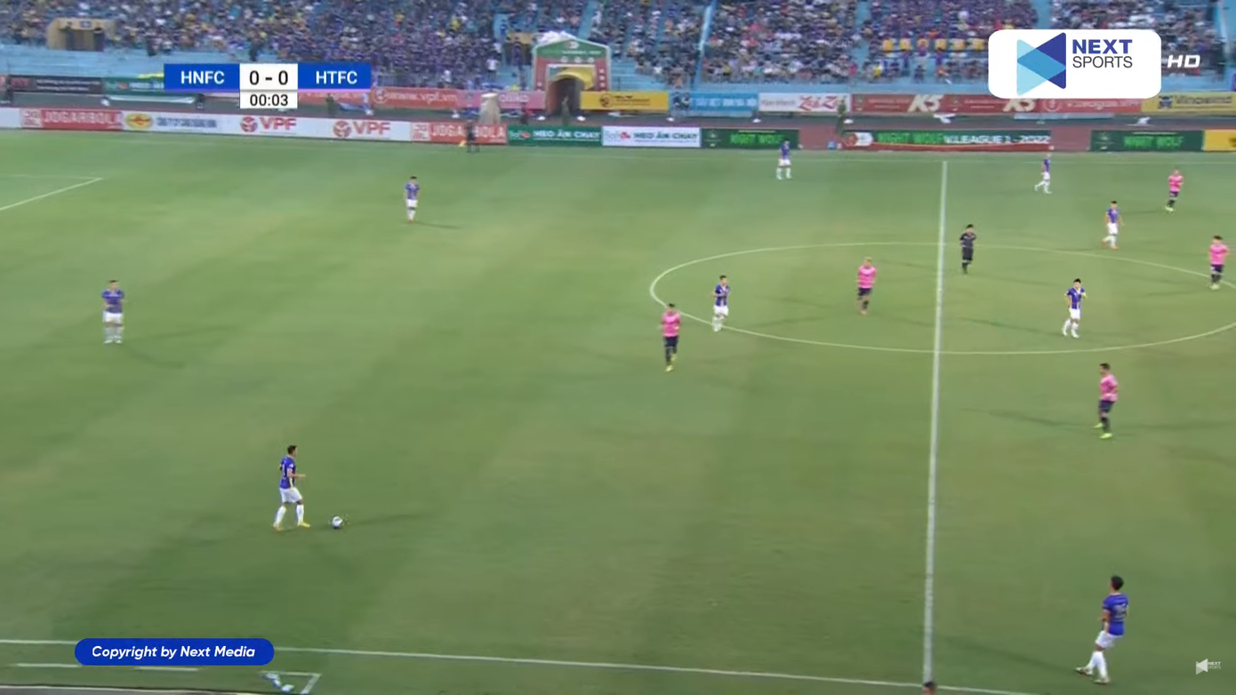 Đánh bại H. Hà Tĩnh, CLB Hà Nội lên ngôi vô địch Night Wolf V-League trước một vòng đấu ảnh 2 Đánh bại H. Hà Tĩnh, CLB Hà Nội lên ngôi vô địch Night Wolf V-League trước một vòng đấu ảnh 2