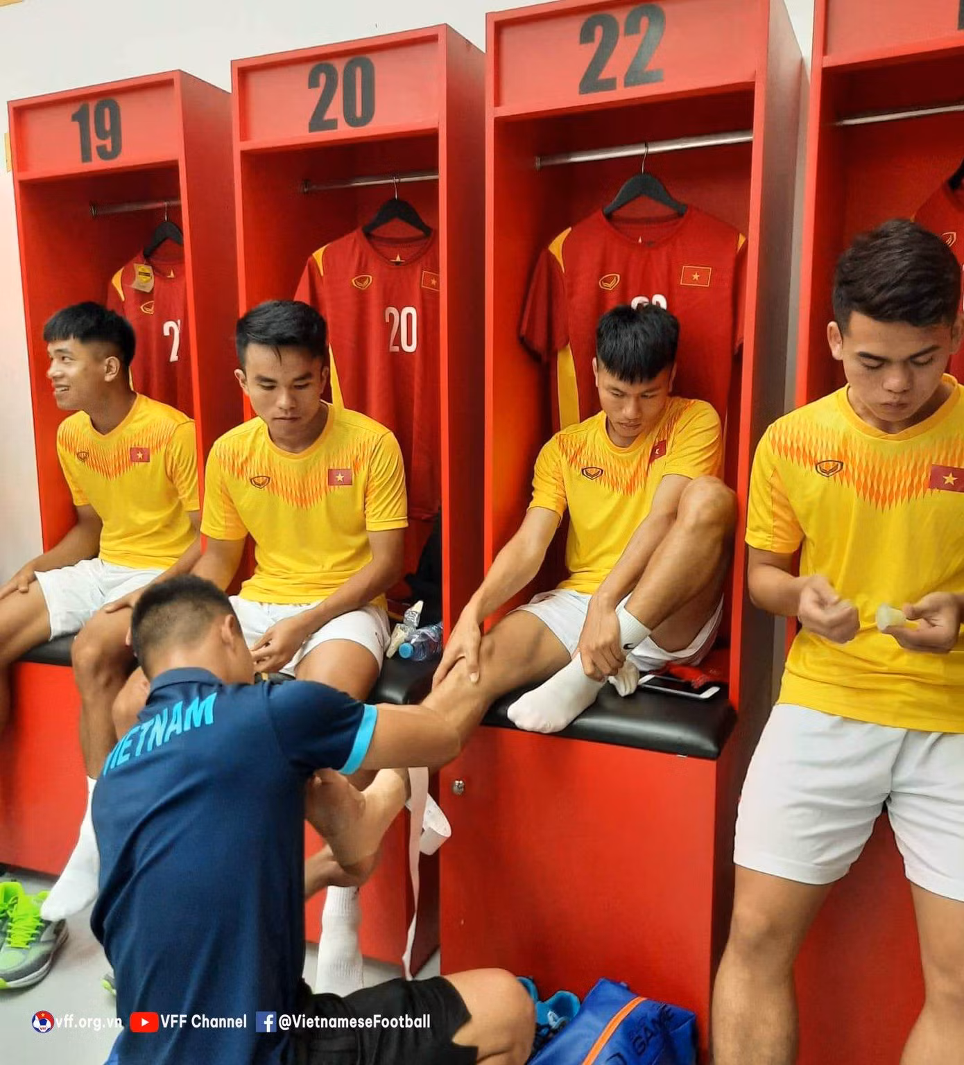 U19 Việt Nam 'nghiền nát' U19 Philippines với cú đúp của Quốc Việt ảnh 3