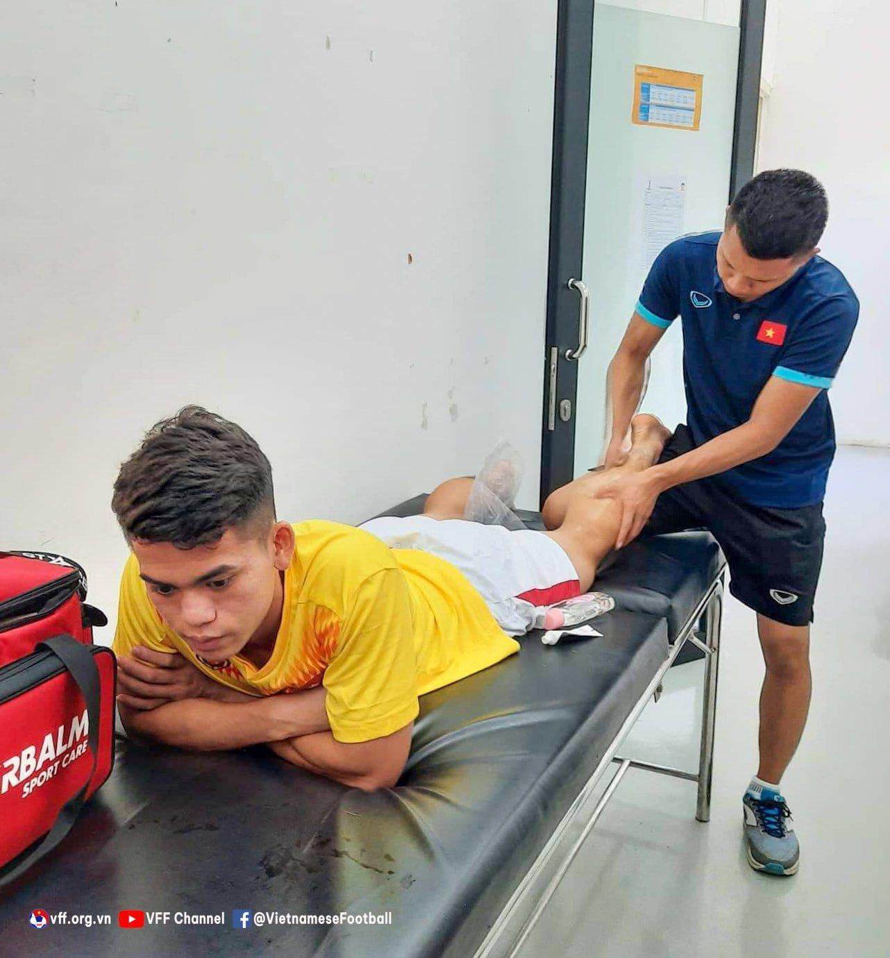 U19 Việt Nam 'nghiền nát' U19 Philippines với cú đúp của Quốc Việt ảnh 4