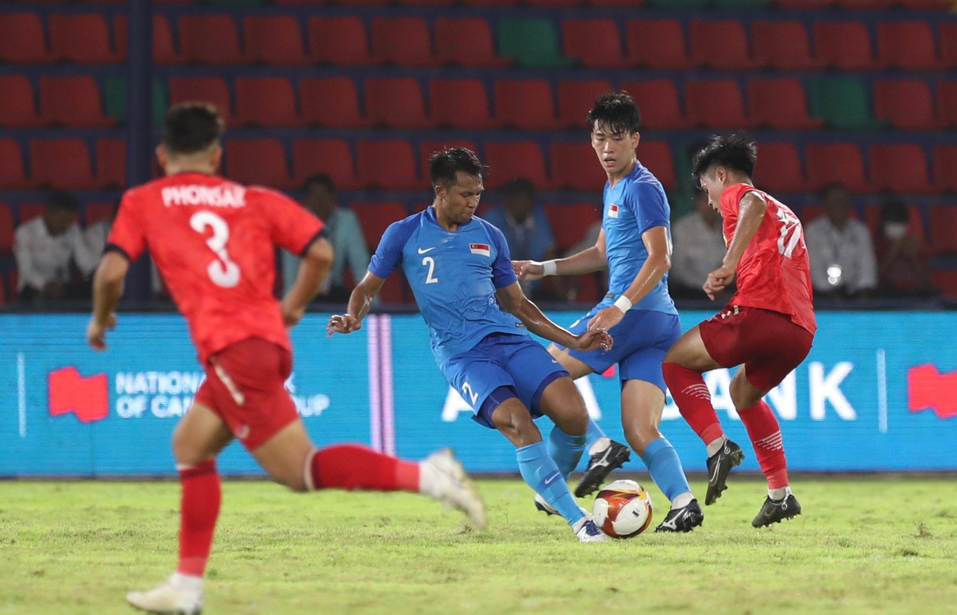 SEA Games 22: Bỏ lỡ nhiều cơ hội mười mươi, U22 Singapore và U22 Lào chấp nhận chia điểm ảnh 11