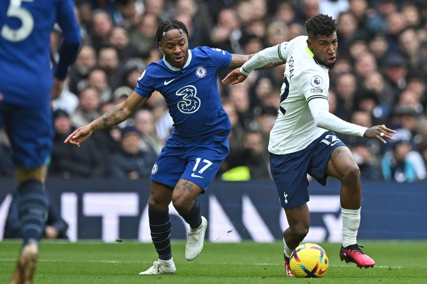Bại trận 0-2 trước Tottenham, thầy trò HLV Porter có trận thứ 5 liên tiếp không biết mùi chiến thắng ảnh 6 Bại trận 0-2 trước Tottenham, thầy trò HLV Porter có trận thứ 5 liên tiếp không biết mùi chiến thắng ảnh 6