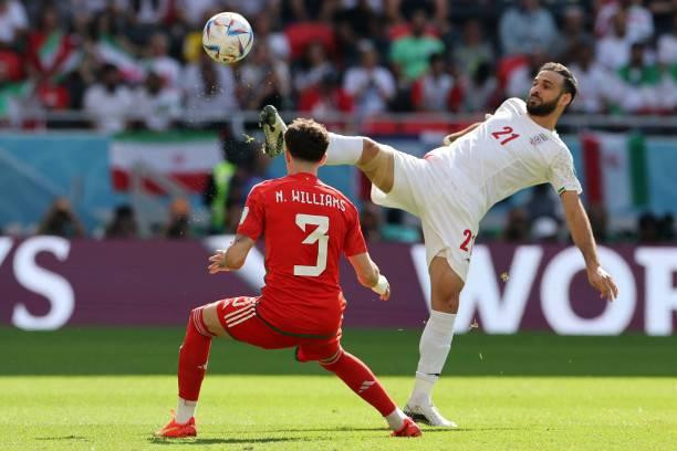 World Cup 2022: Hai phút bù giờ điên rồ, Iran quật ngã Xứ Wales trong trận đấu giàu cảm xúc ảnh 12