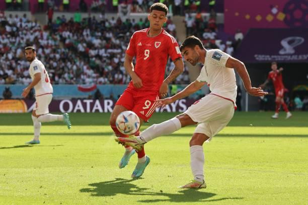 World Cup 2022: Hai phút bù giờ điên rồ, Iran quật ngã Xứ Wales trong trận đấu giàu cảm xúc ảnh 20