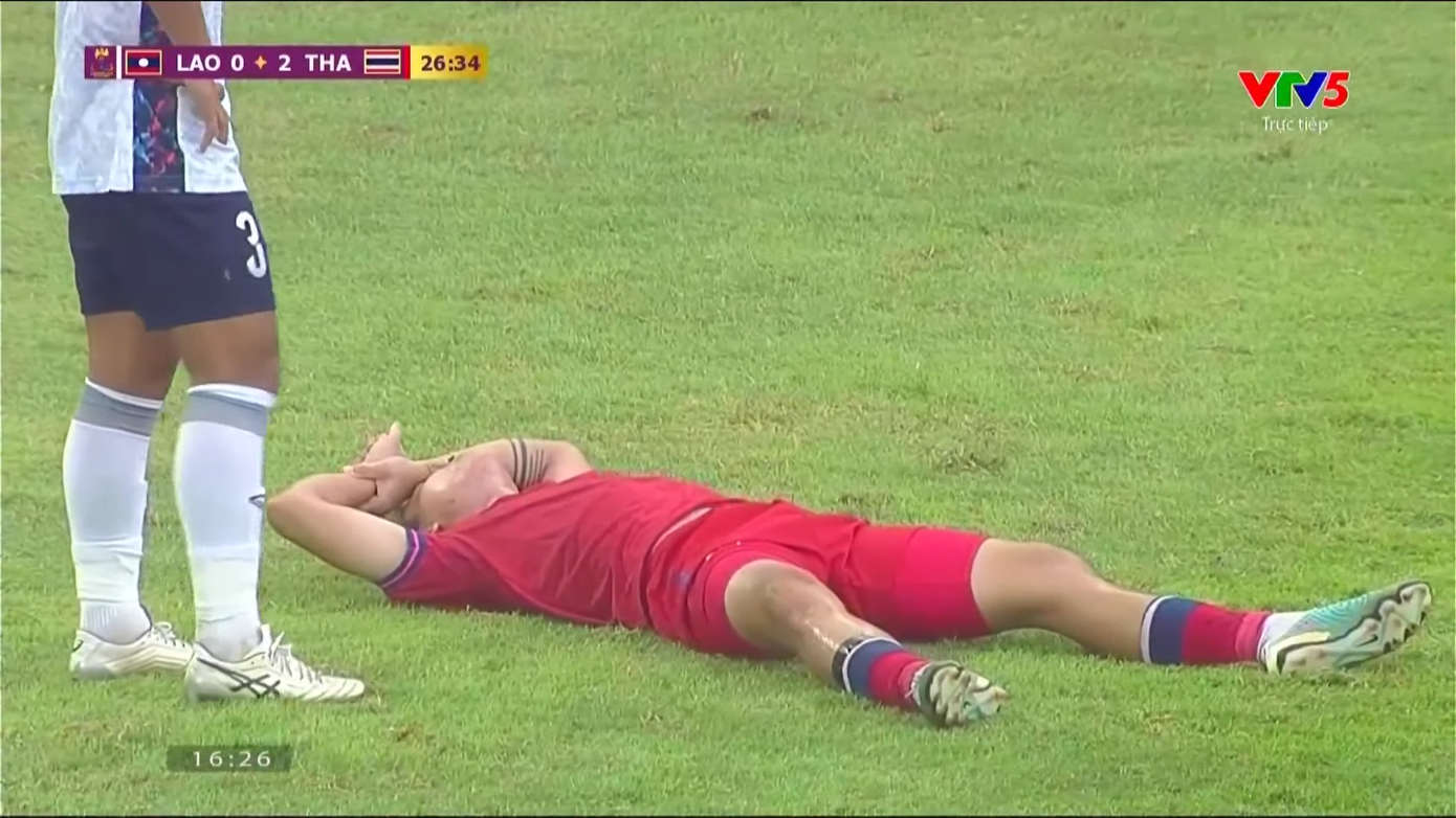 SEA Games 32: Thắng 'nhẹ' U22 Lào 4-1, U22 Thái Lan giữ chắc ngôi đầu ảnh 5 SEA Games 32: Thắng 'nhẹ' U22 Lào 4-1, U22 Thái Lan giữ chắc ngôi đầu ảnh 5