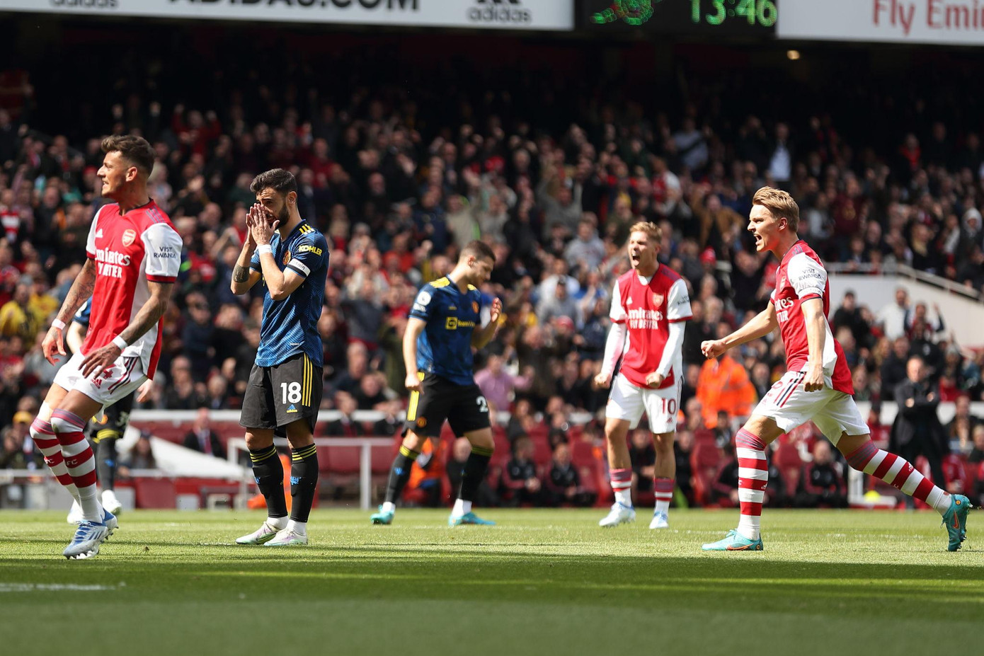 Đánh bại MU 3-1, Arsenal xây chắc vị trí trong tốp 4 ảnh 17