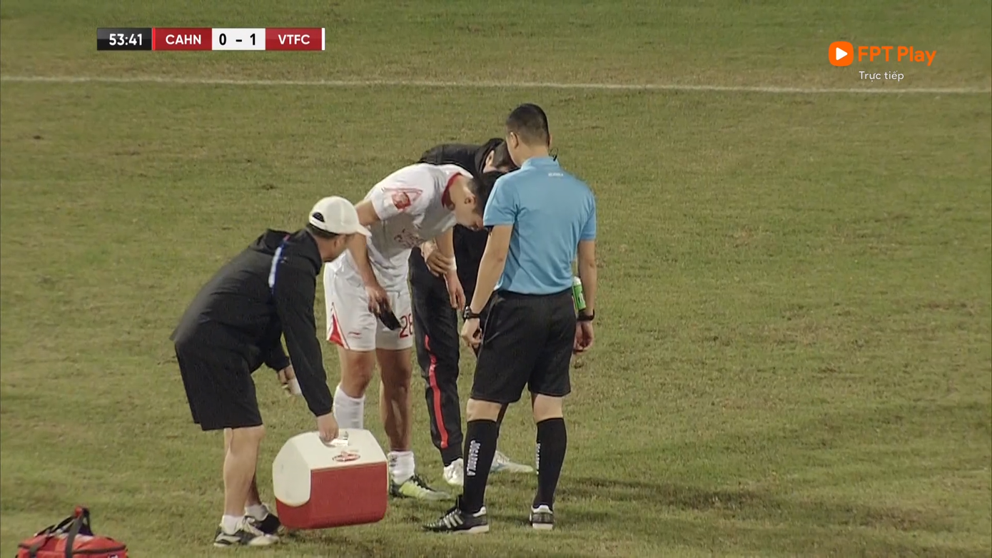 Bùi Tiến Dũng ghi dấu ấn trong chiến thắng kịch tính của Viettel trận derby thủ đô với CAHN ảnh 3