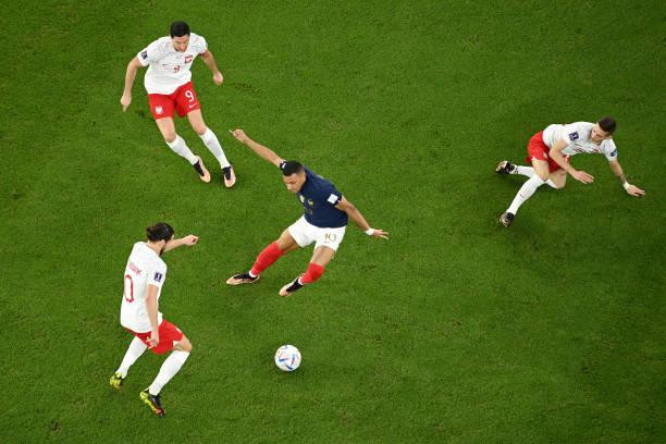 World Cup 2022: Mbappe rực sáng, tuyển Pháp đánh bại Ba Lan 3-1 để vào tứ kết ảnh 12