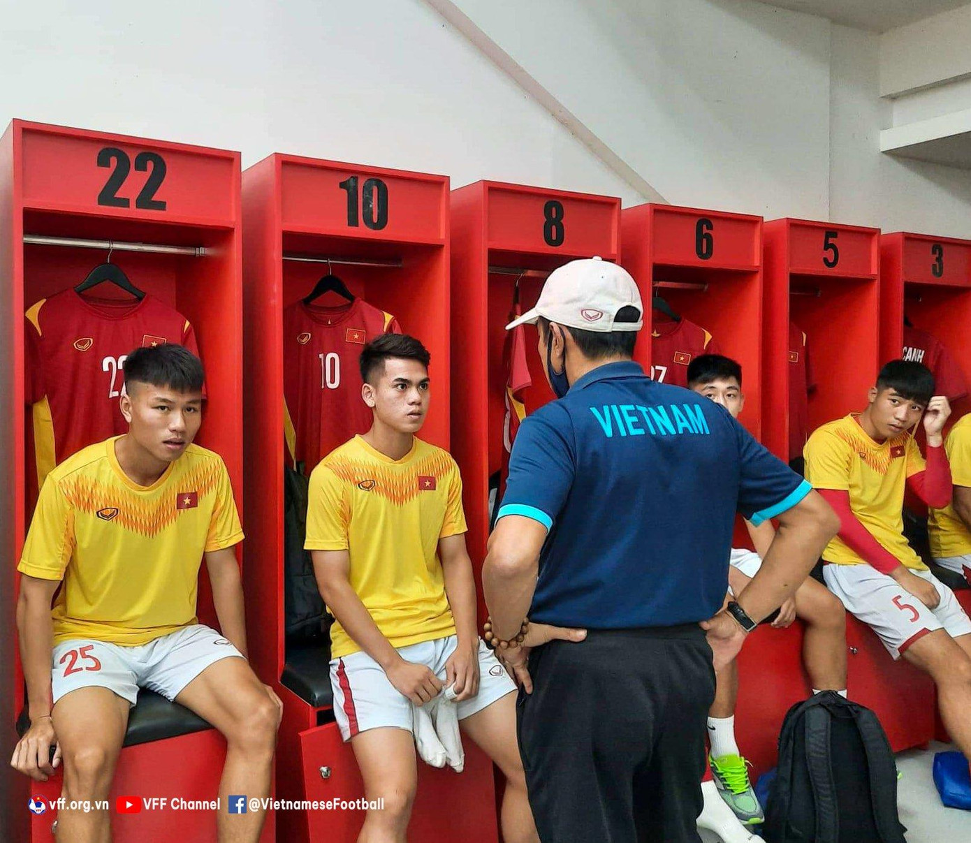 U19 Việt Nam 'nghiền nát' U19 Philippines với cú đúp của Quốc Việt ảnh 2