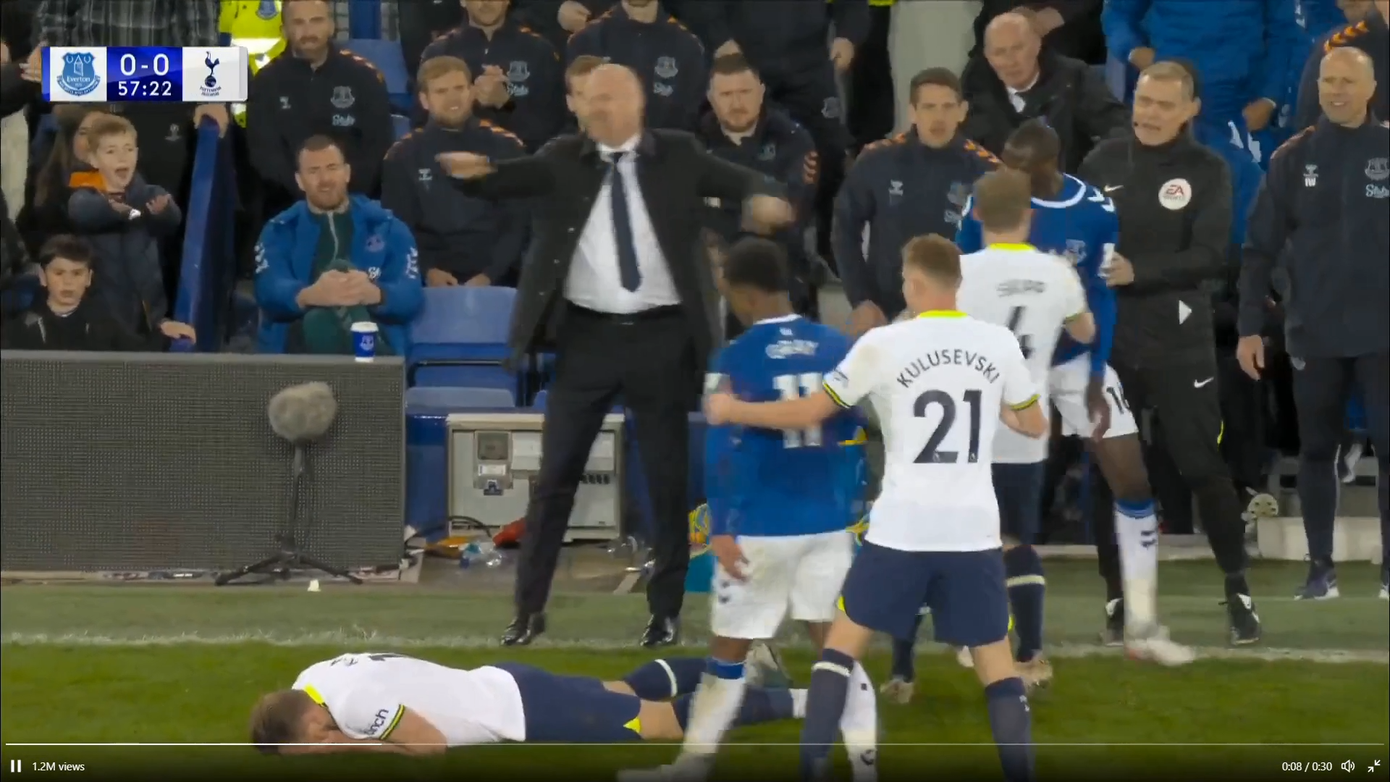 Như vậy, Tottenham vẫn chưa thể có 3 điểm dưới thời HLV tạm quyền Cristian Stellini. Trước đó, đội bóng thành London đã sa thải HLV Conte sau chuỗi thành tích tệ hại và những phát ngôn của chiến lược gia này.