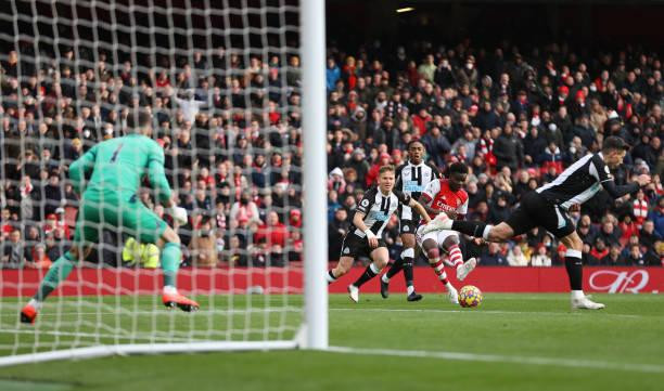 Arsenal vs Newcastle 2-0: Bùng nổ hiệp 2, Pháo thủ ‘bắn hạ’ Chích choè ảnh 9