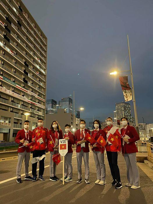 Trực tiếp Lễ khai mạc Olympic Tokyo 2020: Lá cờ Việt Nam tung bay ảnh 29