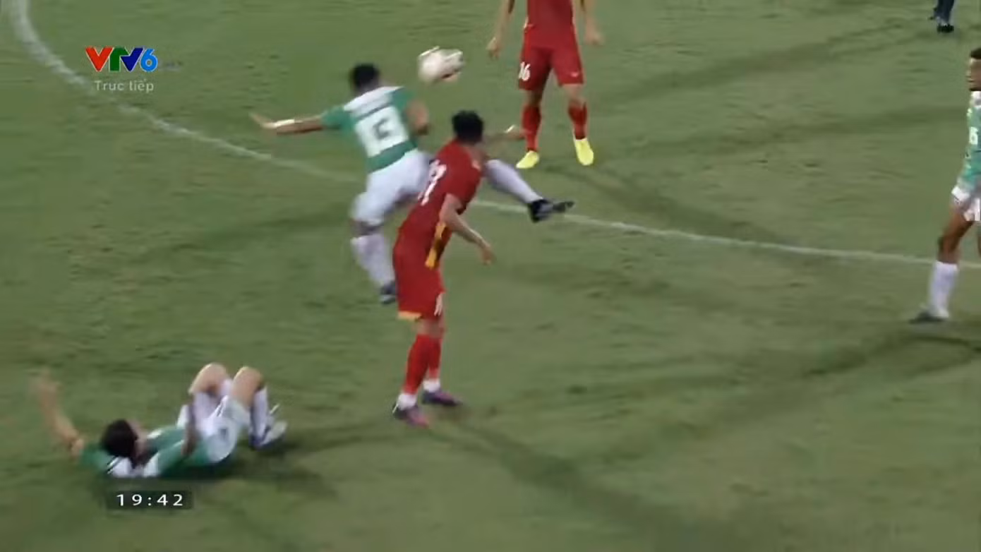 Mưa bàn thắng ở Việt Trì, U23 Việt Nam 'mở hàng' hoành tráng ảnh 26