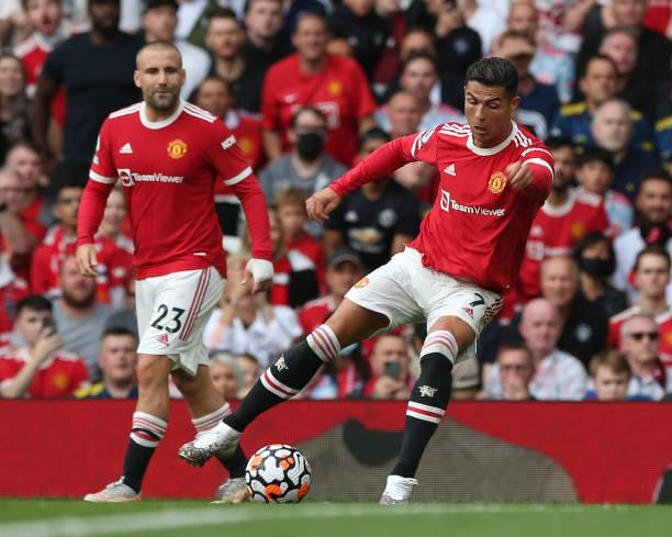 M.U vs Newcastle 4-1: Quỷ đỏ xé nát hàng thủ Chích choè trong ngày Ronaldo ra mắt ảnh 5 M.U vs Newcastle 4-1: Quỷ đỏ xé nát hàng thủ Chích choè trong ngày Ronaldo ra mắt ảnh 5