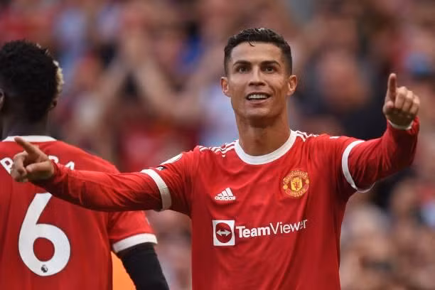 M.U vs Newcastle 4-1: Quỷ đỏ xé nát hàng thủ Chích choè trong ngày Ronaldo ra mắt ảnh 17