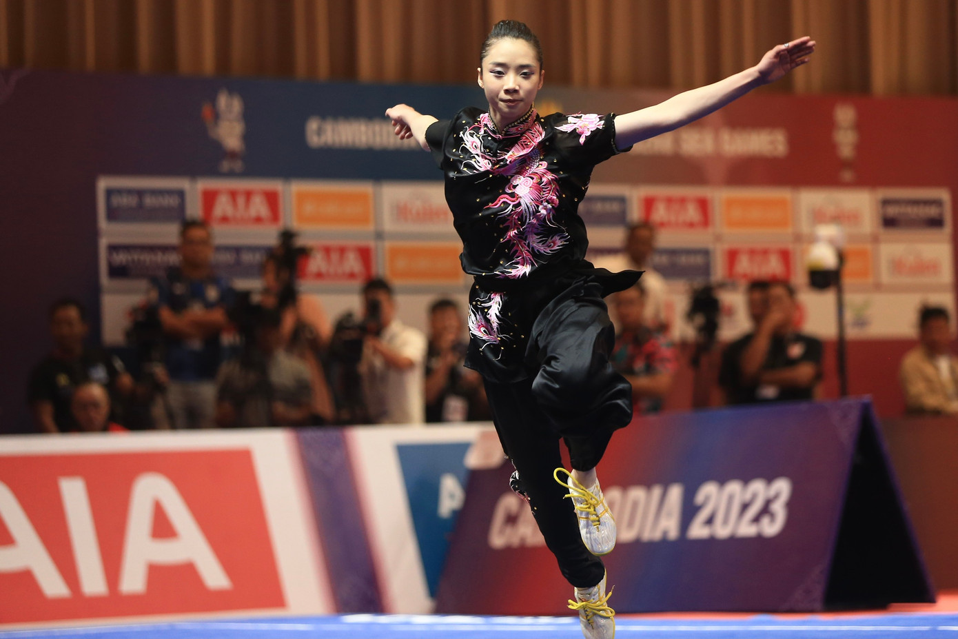 SEA Games 32 ngày 12/5: Thể thao Việt Nam vững ngôi đầu, bỏ xa Thái Lan ảnh 12 SEA Games 32 ngày 12/5: Thể thao Việt Nam vững ngôi đầu, bỏ xa Thái Lan ảnh 12