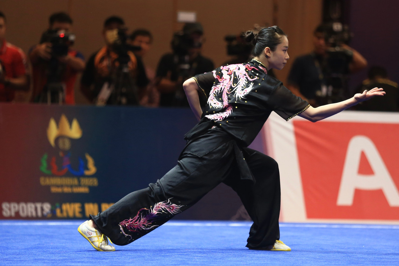 SEA Games 32 ngày 12/5: Thể thao Việt Nam vững ngôi đầu, bỏ xa Thái Lan ảnh 10 SEA Games 32 ngày 12/5: Thể thao Việt Nam vững ngôi đầu, bỏ xa Thái Lan ảnh 10