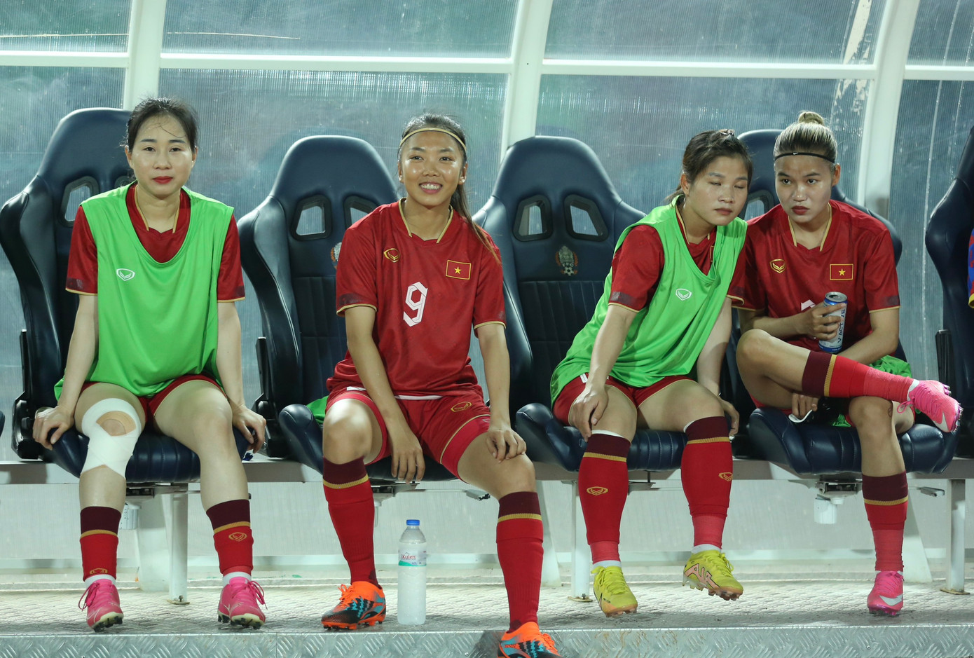 Hạ Campuchia 4-0, tuyển nữ Việt Nam vào chung kết ảnh 27