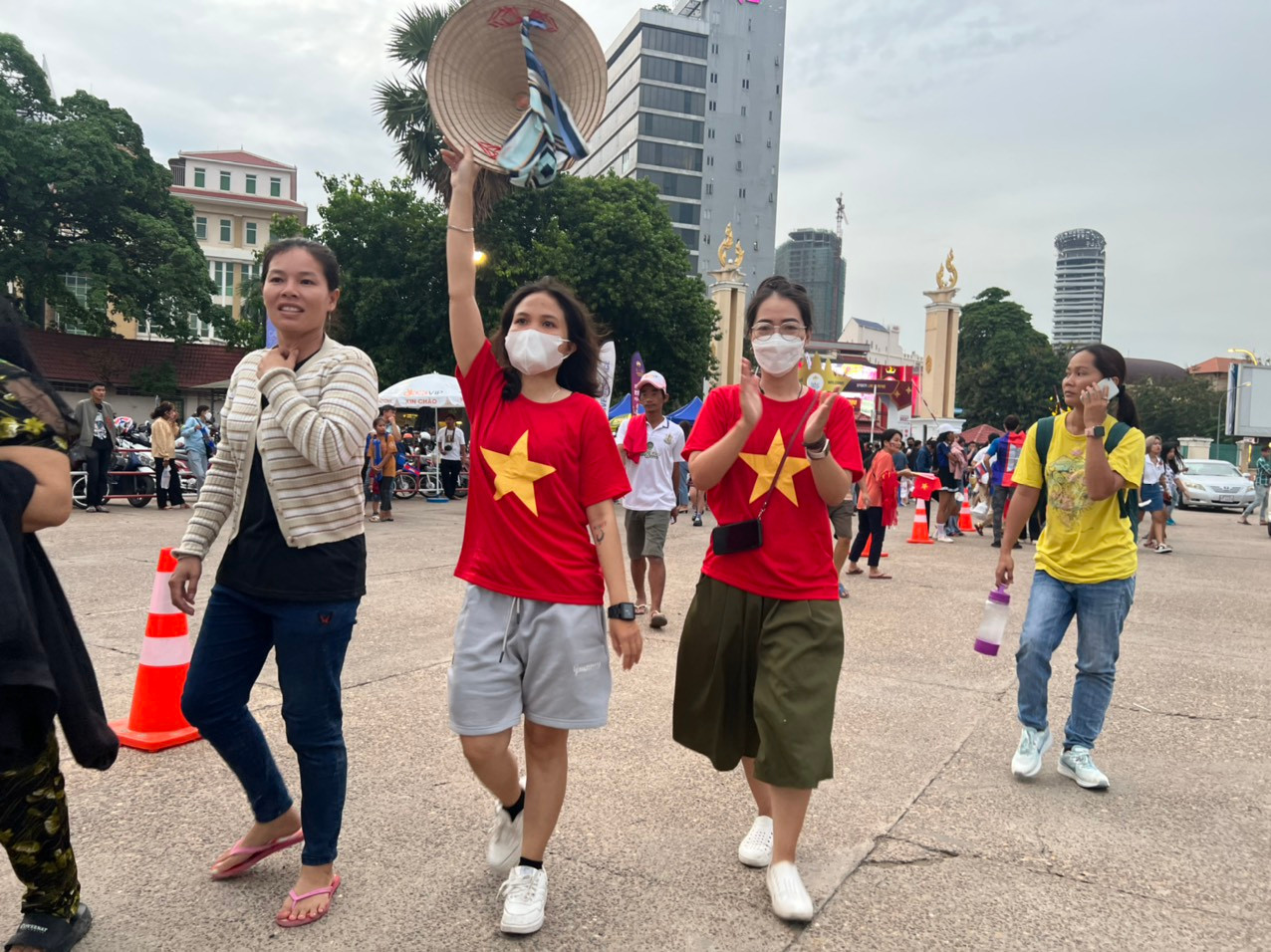 Hạ Campuchia 4-0, tuyển nữ Việt Nam vào chung kết ảnh 2