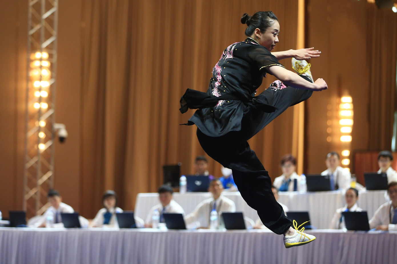 SEA Games 32 ngày 12/5: Thể thao Việt Nam vững ngôi đầu, bỏ xa Thái Lan ảnh 13 SEA Games 32 ngày 12/5: Thể thao Việt Nam vững ngôi đầu, bỏ xa Thái Lan ảnh 13