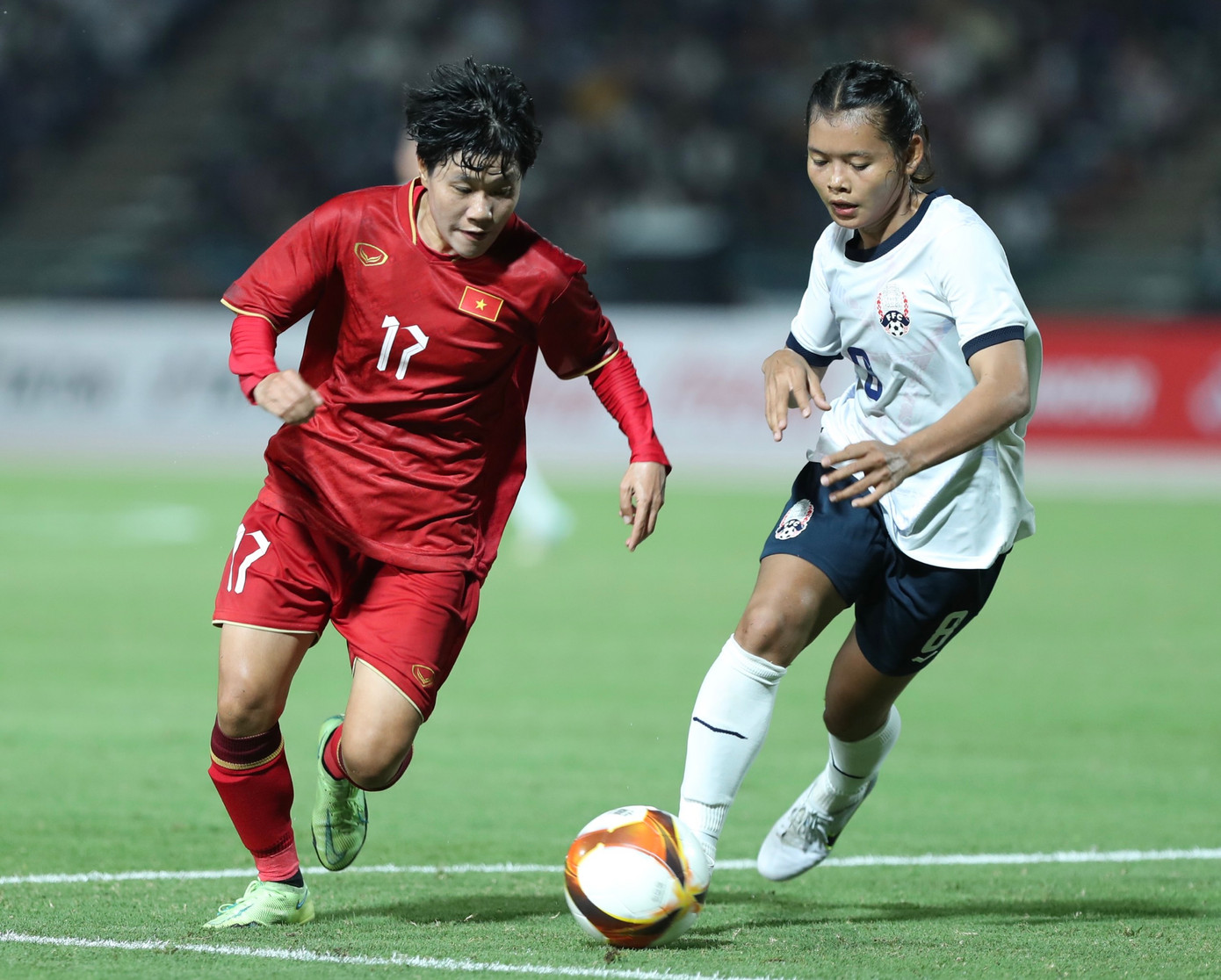 Hạ Campuchia 4-0, tuyển nữ Việt Nam vào chung kết ảnh 21