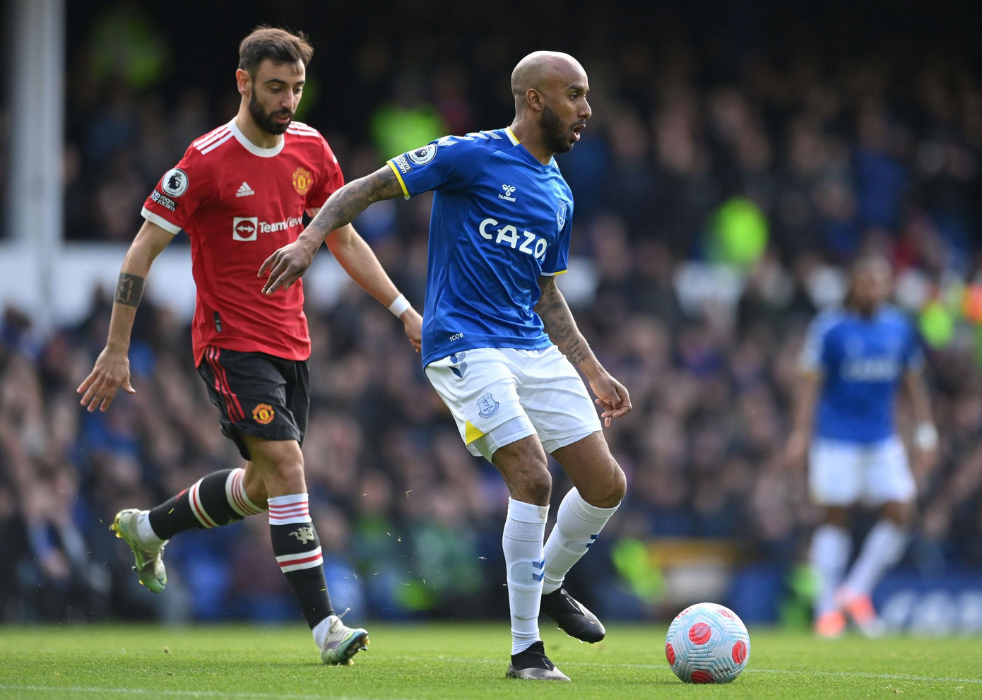 Everton vs MU 1-0: Pickford xuất thần, MU bại trận ảnh 8 Everton vs MU 1-0: Pickford xuất thần, MU bại trận ảnh 8