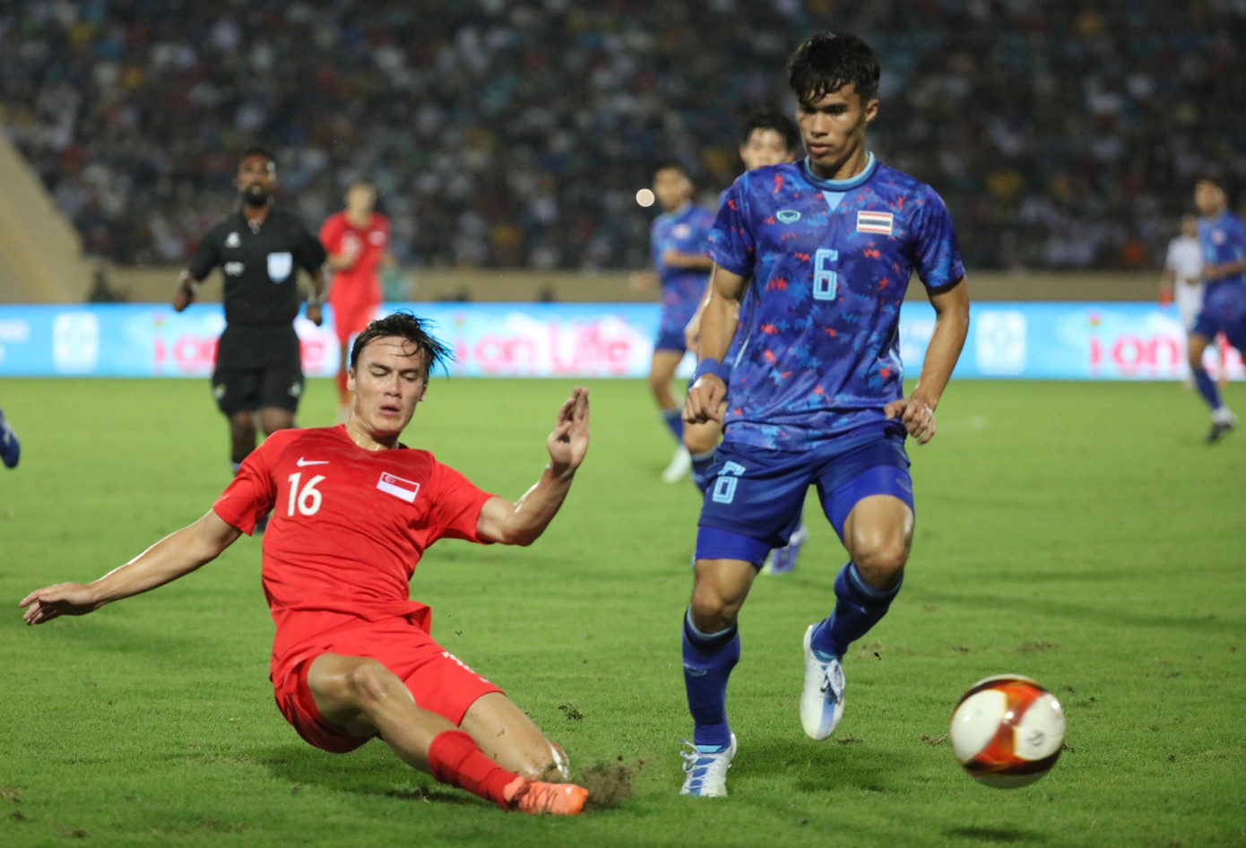 U23 Thái Lan lên ngôi đầu bảng B sau trận 'hủy diệt' U23 Singapore ảnh 9