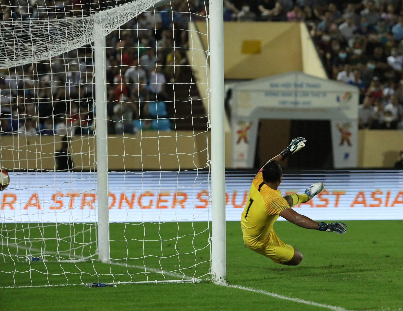 U23 Thái Lan lên ngôi đầu bảng B sau trận 'hủy diệt' U23 Singapore ảnh 13