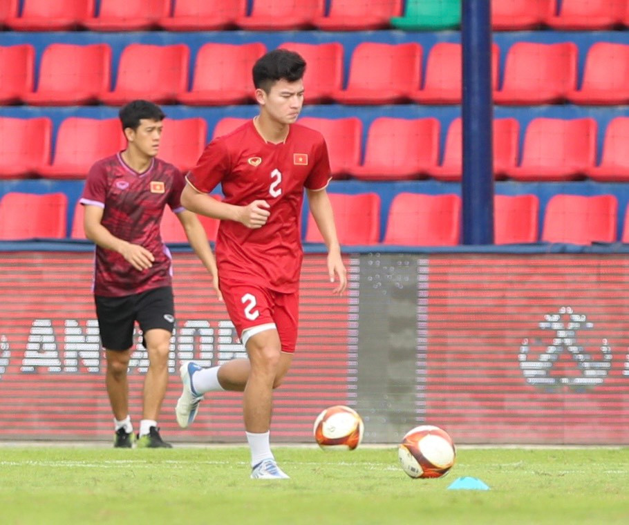SEA Games 32: U22 Việt Nam tạm dẫn đầu bảng B sau chiến thắng 3-1 trước U22 Singapore ảnh 26