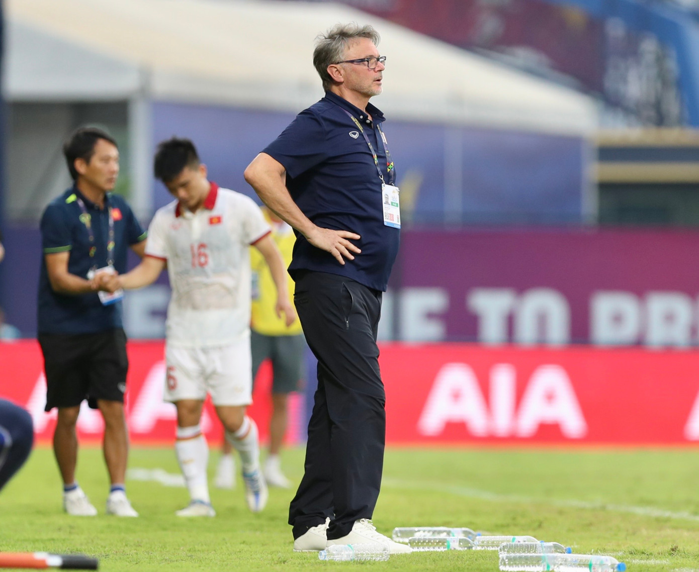 SEA Games 32: U22 Việt Nam tạm dẫn đầu bảng B sau chiến thắng 3-1 trước U22 Singapore ảnh 45