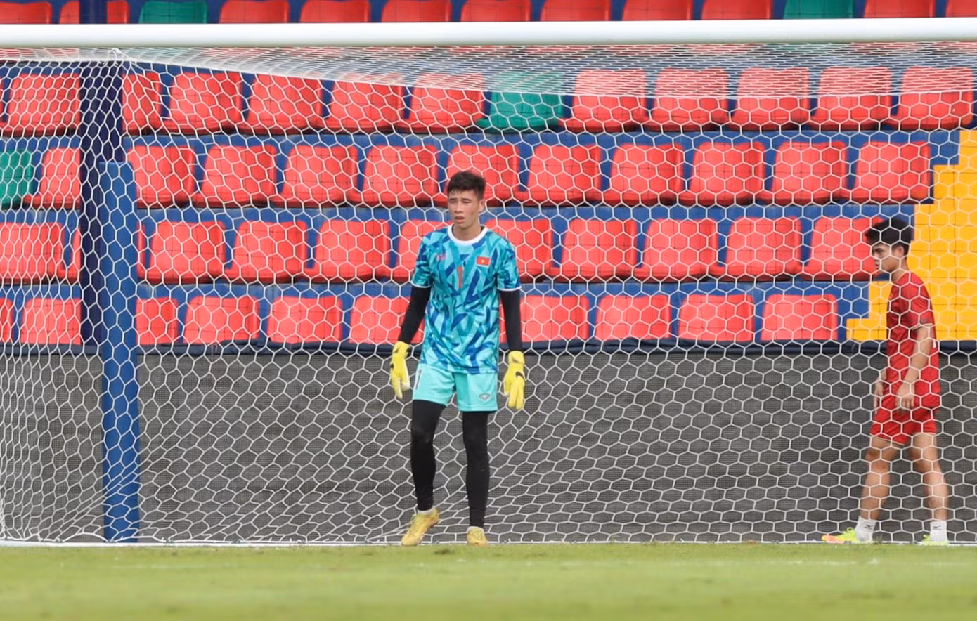 SEA Games 32: U22 Việt Nam tạm dẫn đầu bảng B sau chiến thắng 3-1 trước U22 Singapore ảnh 31