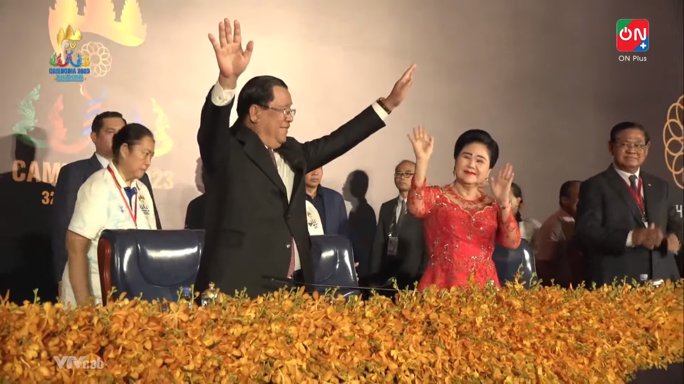 Lễ khai mạc SEA Games 32: Lung linh sắc màu ảnh 31