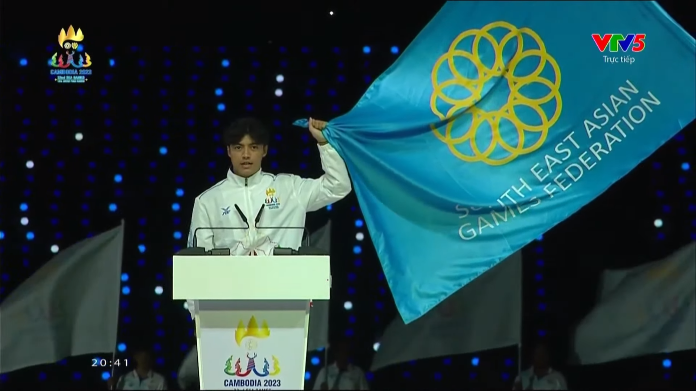 Lễ khai mạc SEA Games 32: Lung linh sắc màu ảnh 57