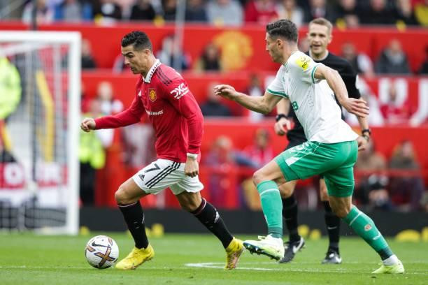 Bị Chích choè cầm chân, MU có trận hoà đầu tiên của mùa giải ảnh 17 Bị Chích choè cầm chân, MU có trận hoà đầu tiên của mùa giải ảnh 17