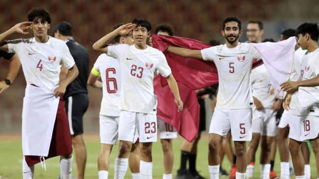 Abdurrahman Iwan (số 23).