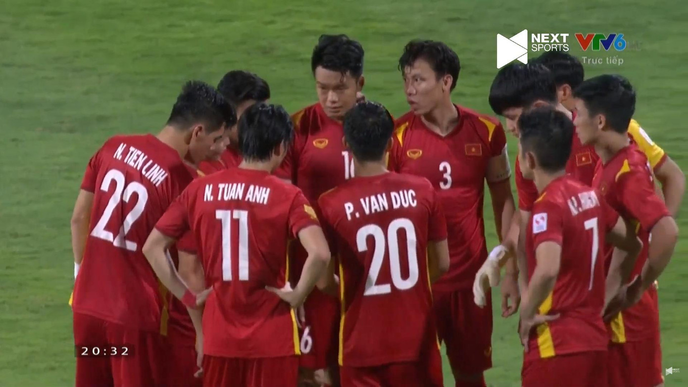 Áp đảo hoàn toàn, đội tuyển Việt Nam vẫn phải chia điểm với Indonesia ảnh 15 Áp đảo hoàn toàn, đội tuyển Việt Nam vẫn phải chia điểm với Indonesia ảnh 15