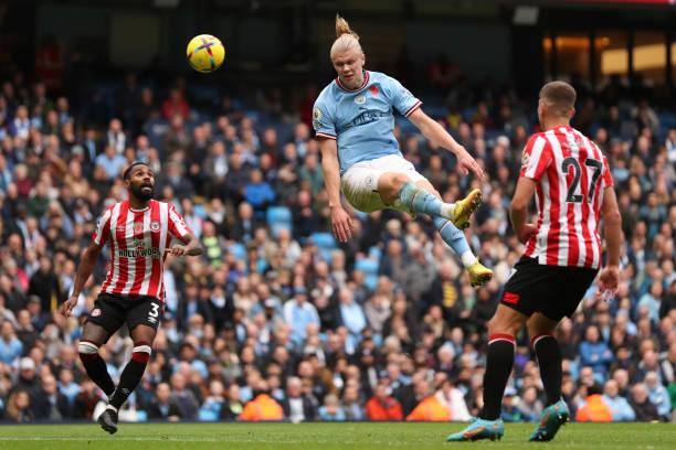 Động đất ở Etihad, Brentford quật ngã Man City 2-1 ảnh 12
