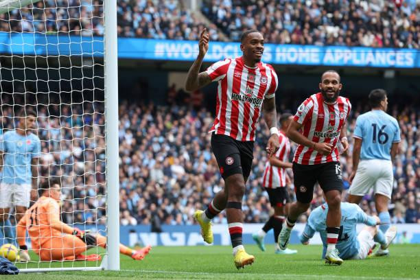 Động đất ở Etihad, Brentford quật ngã Man City 2-1 ảnh 6