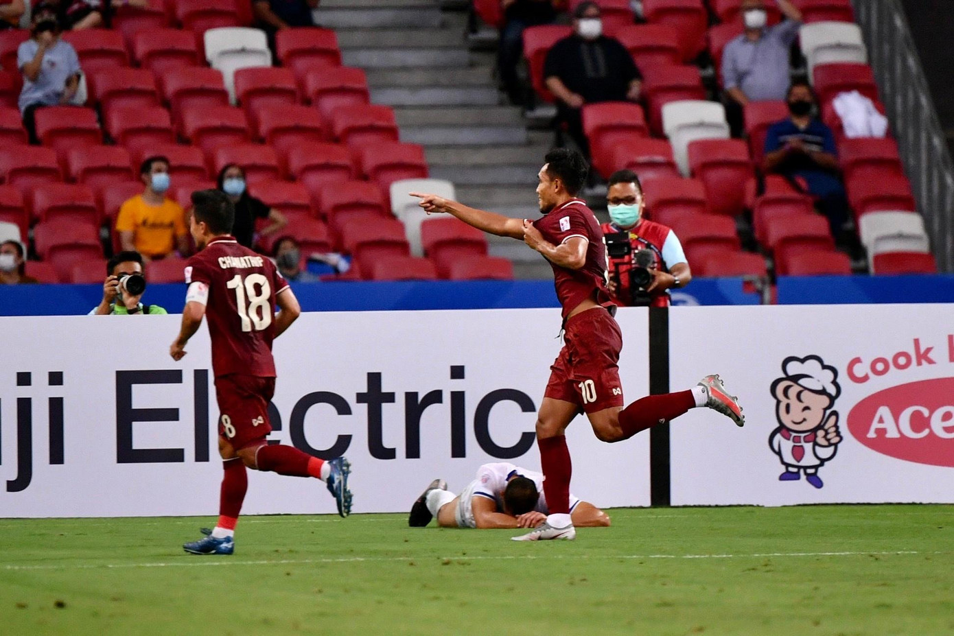 Dangda lập cú đúp, Thái Lan lấy vé đầu vào bán kết ảnh 19