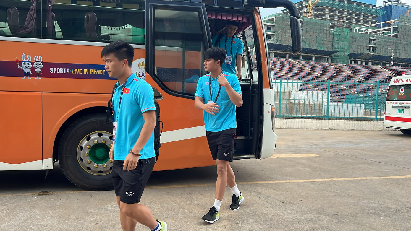 Thủng lưới phút bù giờ, U22 Việt Nam bại trận trước 10 cầu thủ U22 Indonesia ảnh 7