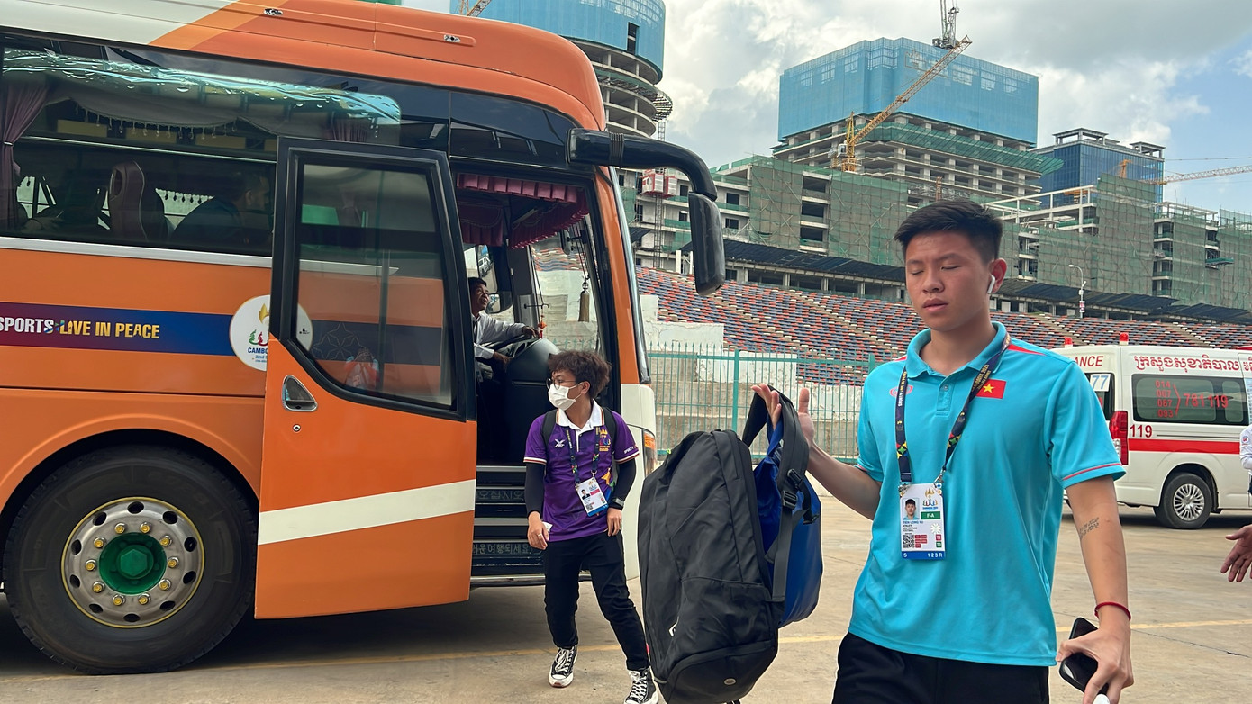 Thủng lưới phút bù giờ, U22 Việt Nam bại trận trước 10 cầu thủ U22 Indonesia ảnh 4