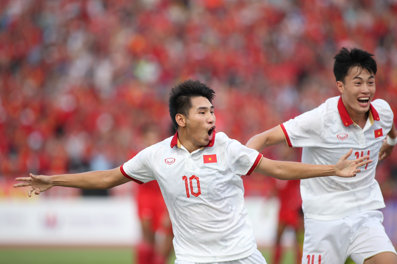 Thủng lưới phút bù giờ, U22 Việt Nam bại trận trước 10 cầu thủ U22 Indonesia ảnh 65