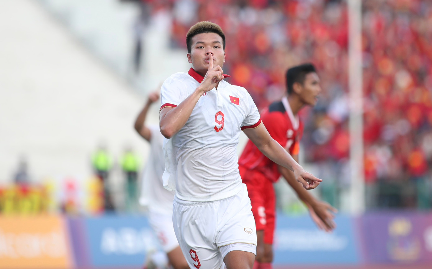 Thủng lưới phút bù giờ, U22 Việt Nam bại trận trước 10 cầu thủ U22 Indonesia ảnh 63