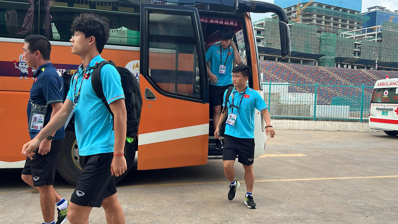 Thủng lưới phút bù giờ, U22 Việt Nam bại trận trước 10 cầu thủ U22 Indonesia ảnh 6