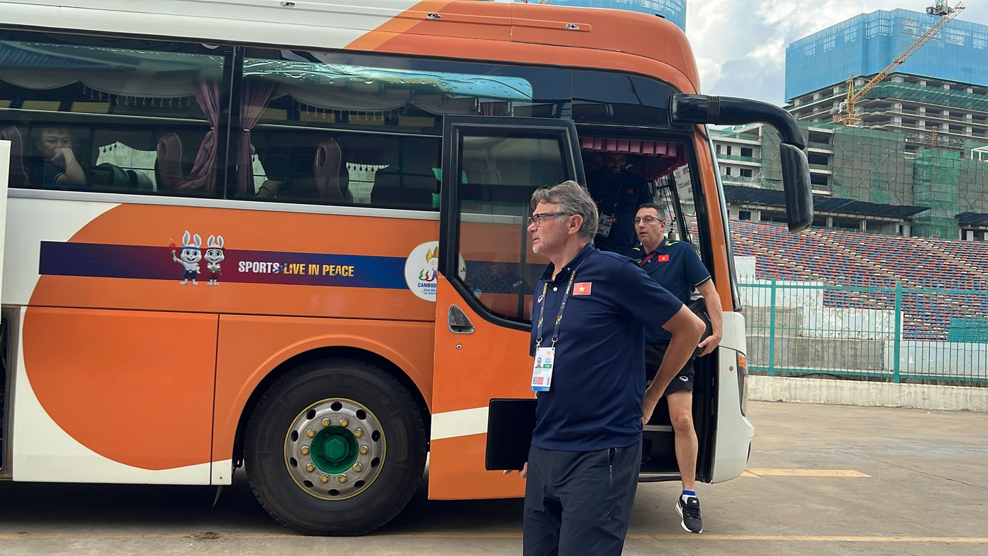 Thủng lưới phút bù giờ, U22 Việt Nam bại trận trước 10 cầu thủ U22 Indonesia ảnh 2