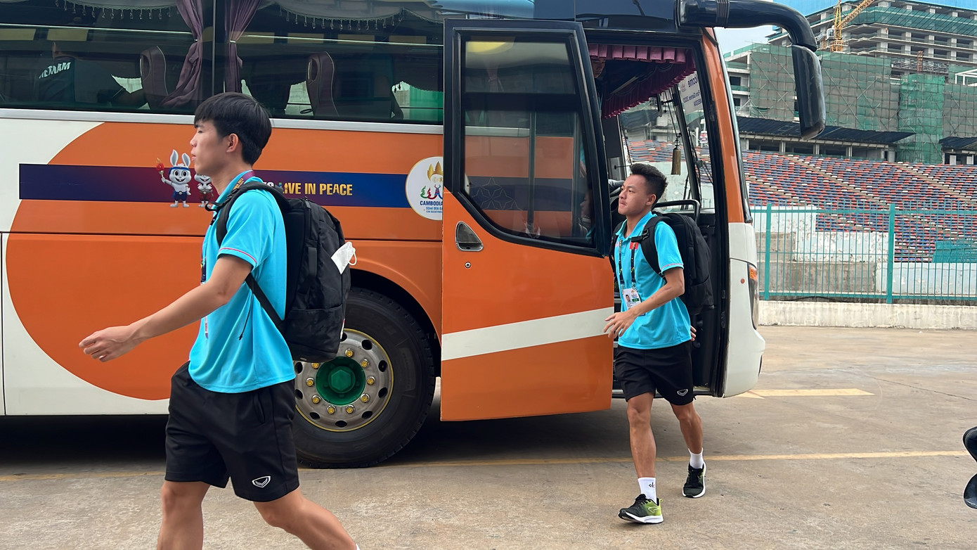 Thủng lưới phút bù giờ, U22 Việt Nam bại trận trước 10 cầu thủ U22 Indonesia ảnh 17