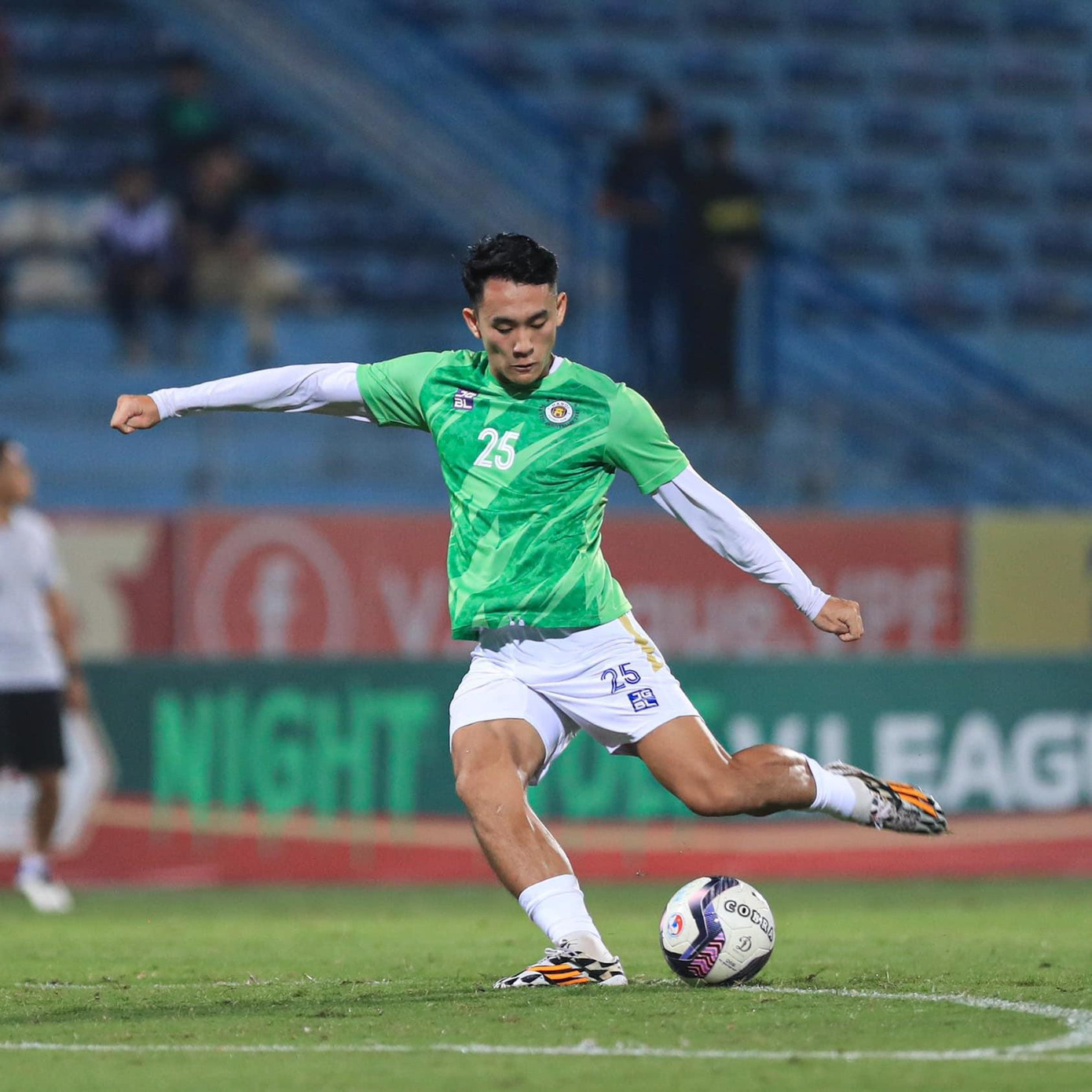 Lucas lập công, CLB Hà Nội đặt một tay lên ngôi vô địch ảnh 2