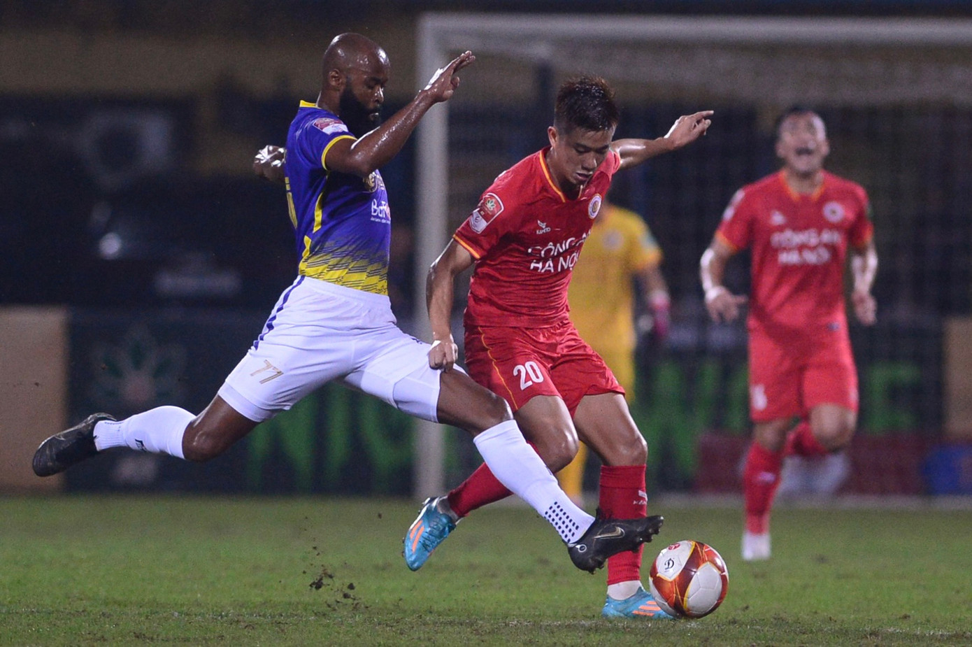 Văn Quyết lập cú đúp, Hà Nội FC hạ đẹp CAHN trận cầu tâm điểm vòng 2 V-League ảnh 10 Văn Quyết lập cú đúp, Hà Nội FC hạ đẹp CAHN trận cầu tâm điểm vòng 2 V-League ảnh 10